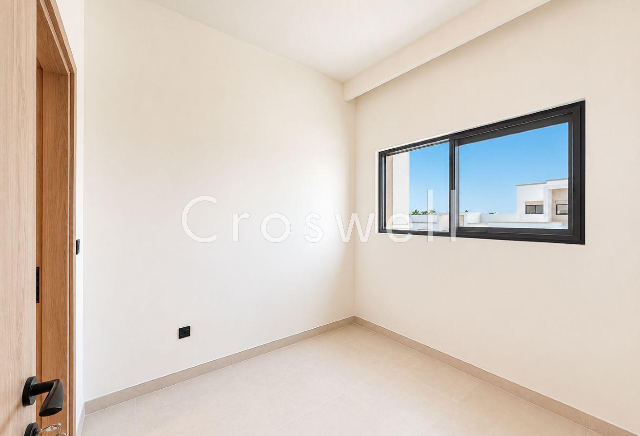 Maids Room | Single Row | Brand new | Balcony photo 23