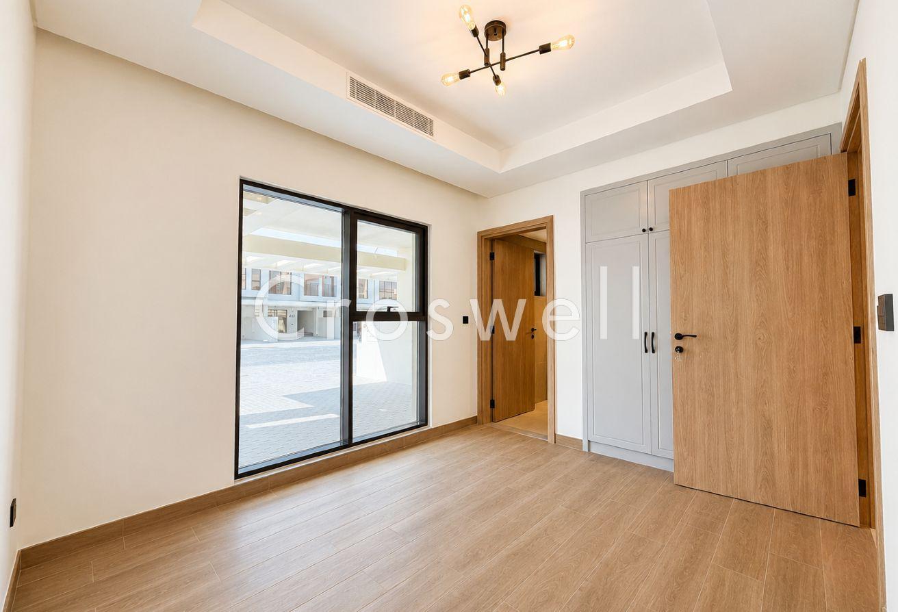 Maids Room | Single Row | Brand new | Balcony photo 8