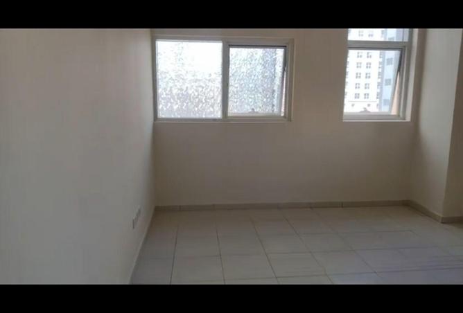 74234091 - Property Image 3