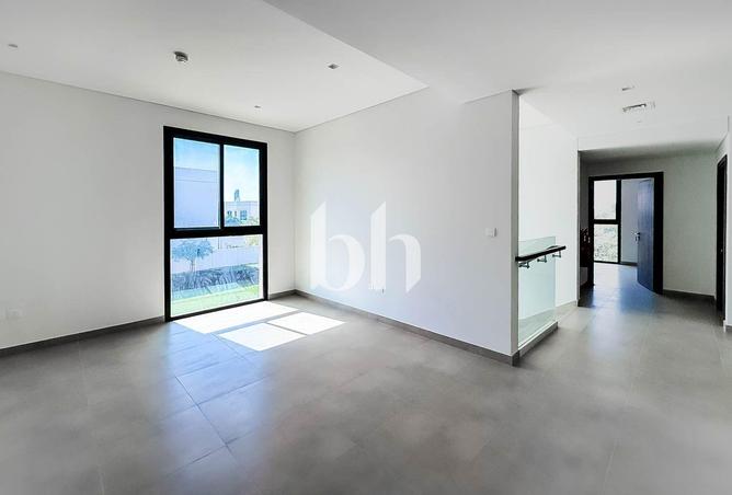 54404733 - صورة العقار 3