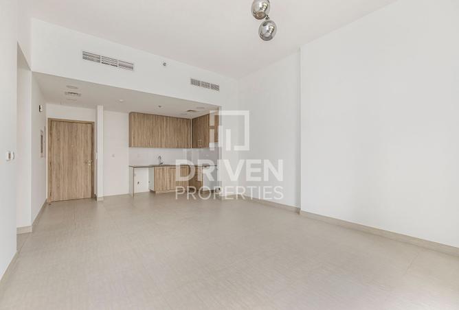Mid Floor | Direct Park Access | Corner Unit