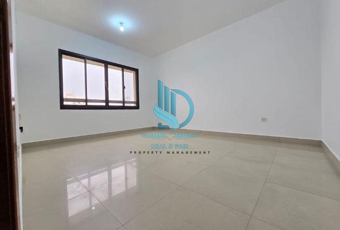 74233713 - صورة العقار 2