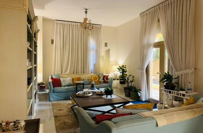 Villa - 4 - 6 for rent in Falcon City of Wonders - Dubai