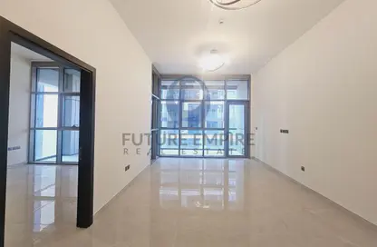Apartment - 1 Bedroom - 2 Bathrooms for rent in Al Jadaf Building - Al Jaddaf - Dubai