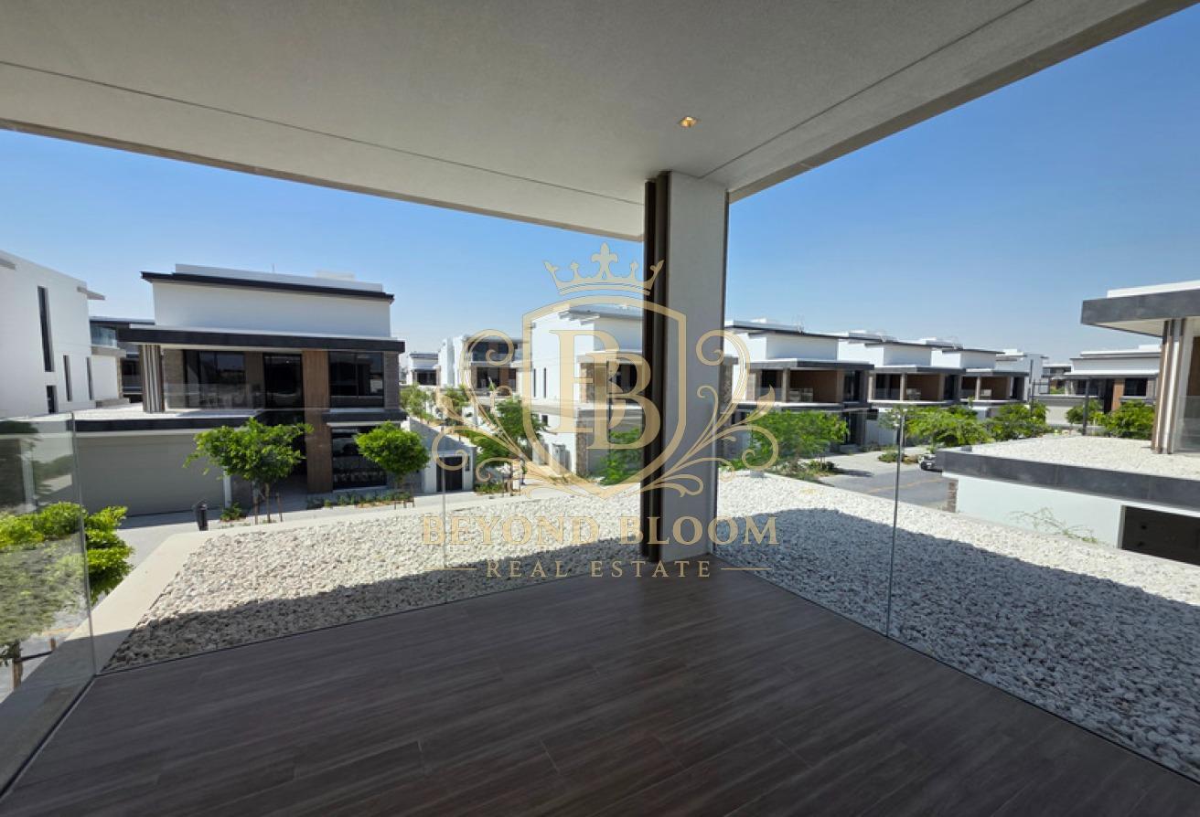 Corner Unit | Ready to Move-In | 4 Bed with Suite photo 11