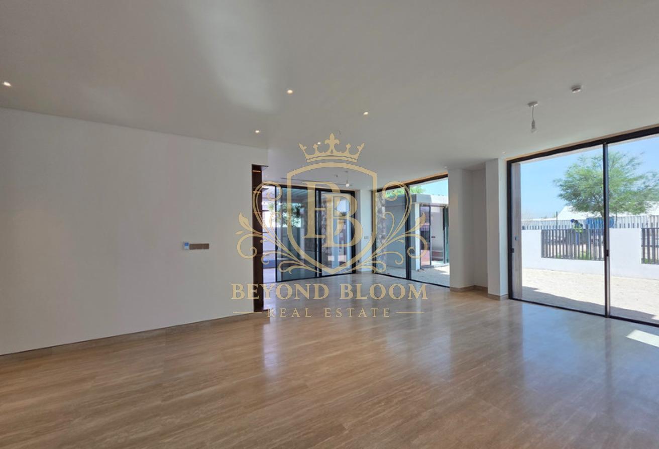 Corner Unit | Ready to Move-In | 4 Bed with Suite photo 5