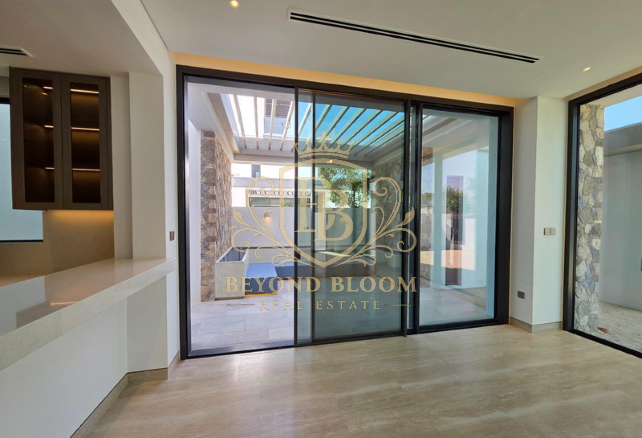 Corner Unit | Ready to Move-In | 4 Bed with Suite photo 7