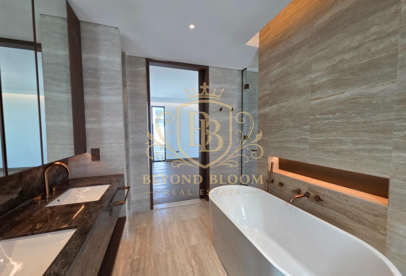 Corner Unit | Ready to Move-In | 4 Bed with Suite photo 18
