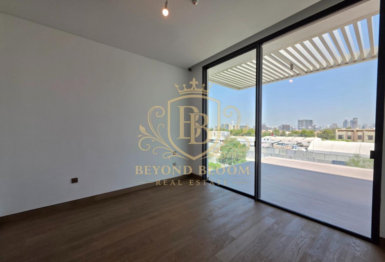 Corner Unit | Ready to Move-In | 4 Bed with Suite photo 15