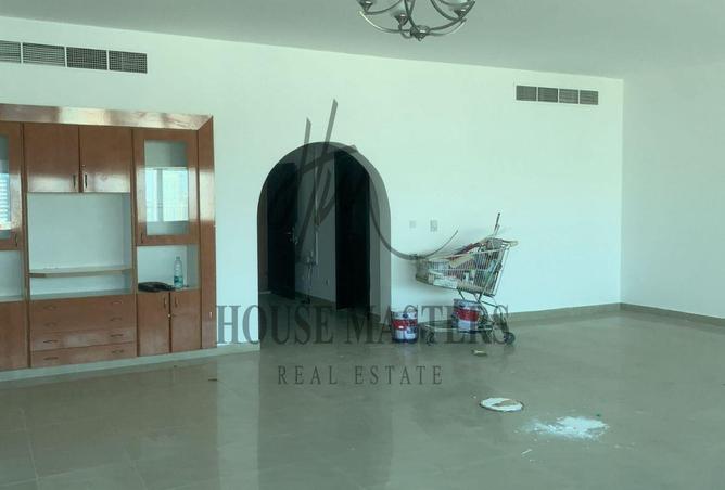 53603589 - Property Image 2