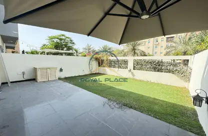 فيلا - 4 غرف نوم - 4 حمامات للبيع في القرية الشرقية - الفرجان - دبي