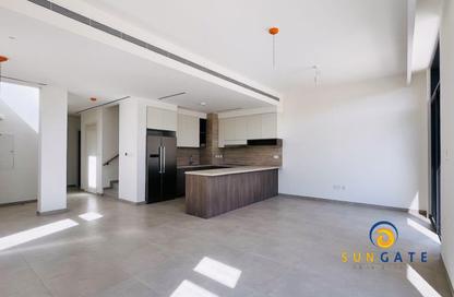 Townhouse - 4 - 5 for rent in Mudon Al Ranim 2 - Mudon - Dubai