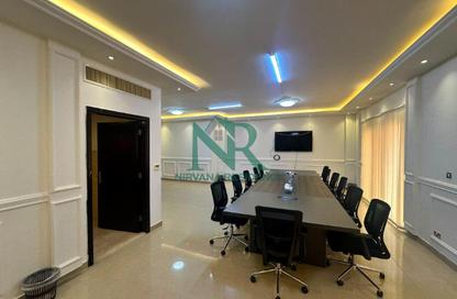 Apartment - 4 Bedrooms - 6 Bathrooms for rent in Shakhbout City - Abu Dhabi Apartment - 4 Bedrooms - 6 Bathrooms for rent in Shakhbout City - Abu Dhabi