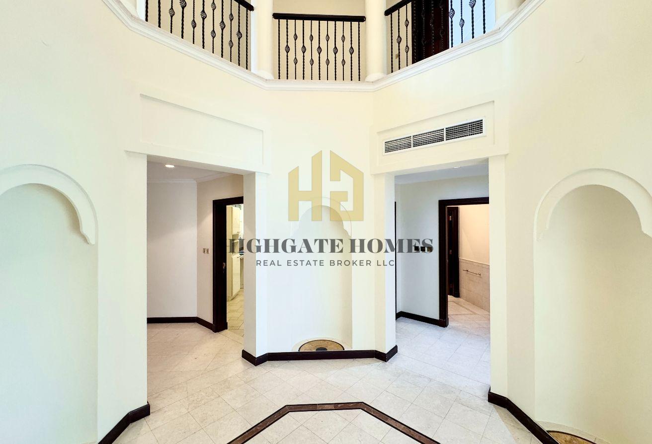 Waterfront | Competitive Price | Frond E | Vacant photo 18