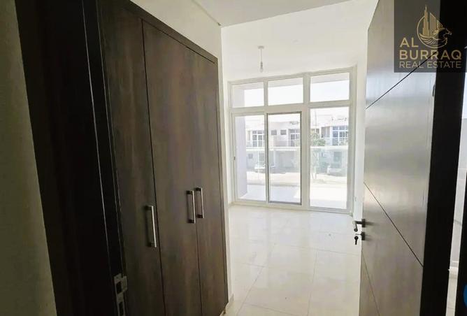 62855881 - صورة العقار 2