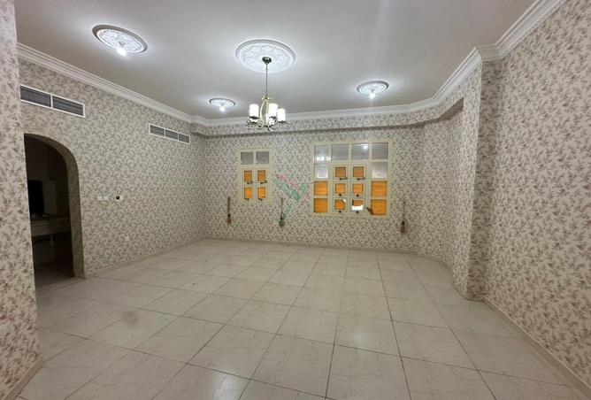 2PAhPtRC57A - الصورة الرئيسية للعقار