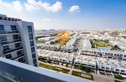 شقة - غرفة نوم - 2 حمامات للبيع في عزيزي ستار - الفرجان - دبي