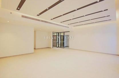 Apartment - 3 Bedrooms - 4 Bathrooms for sale in Marina Arcade Tower - Dubai Marina - Dubai
