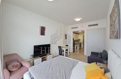 Apartment - Studio - 1 Bathroom for rent in Bloom Heights A - Bloom Heights - District 15 - Jumeirah Village Circle - Dubai