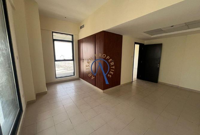 140571853 - Property Main Image