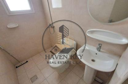 Apartment - 2 - 1 for rent in Fire Station Road - Muwaileh - Sharjah