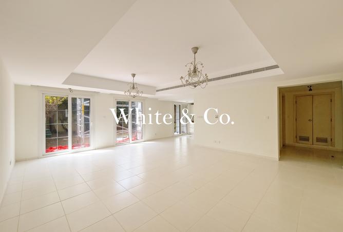 127028115 - Property Image 2