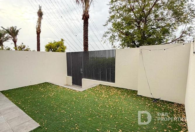 81112159 - Property Image 3