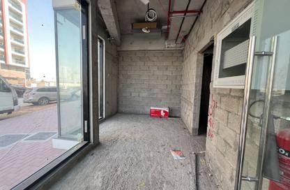 Shop - Studio - 1 for rent in International City Phase 2 - Al Warsan 4 - Al Warsan - Dubai