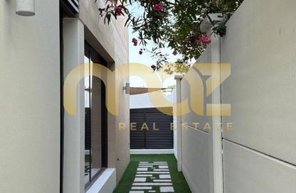 Townhouse - 5 Bedrooms - 6 Bathrooms for rent in Faya at Bloom Gardens - Bloom Gardens - Al Salam Street - Abu Dhabi