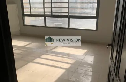 Apartment - 4 Bedrooms - 5 Bathrooms for rent in Al Majaz 2 - Al Majaz - Sharjah