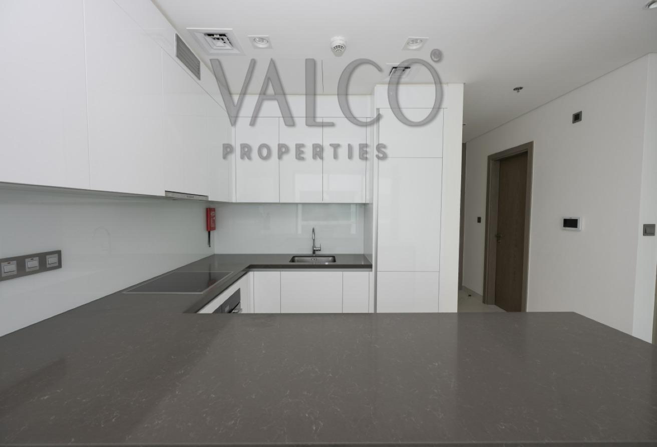 Exclusive | Brand New | Lagoon View photo 7