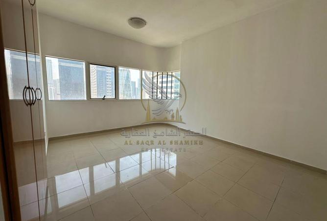 127043975 - Property Image 3