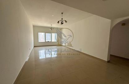 Apartment - 2 Bedrooms - 2 Bathrooms for rent in Al Mamzar - Al Mamzar - Sharjah - Sharjah