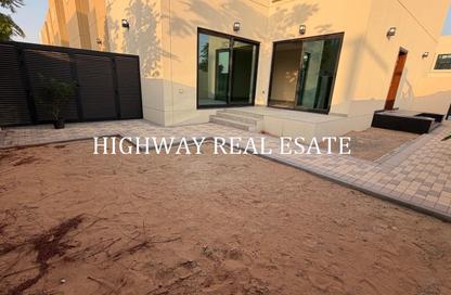 Townhouse - 3 - 4 for rent in Sharjah Sustainable City - Sharjah