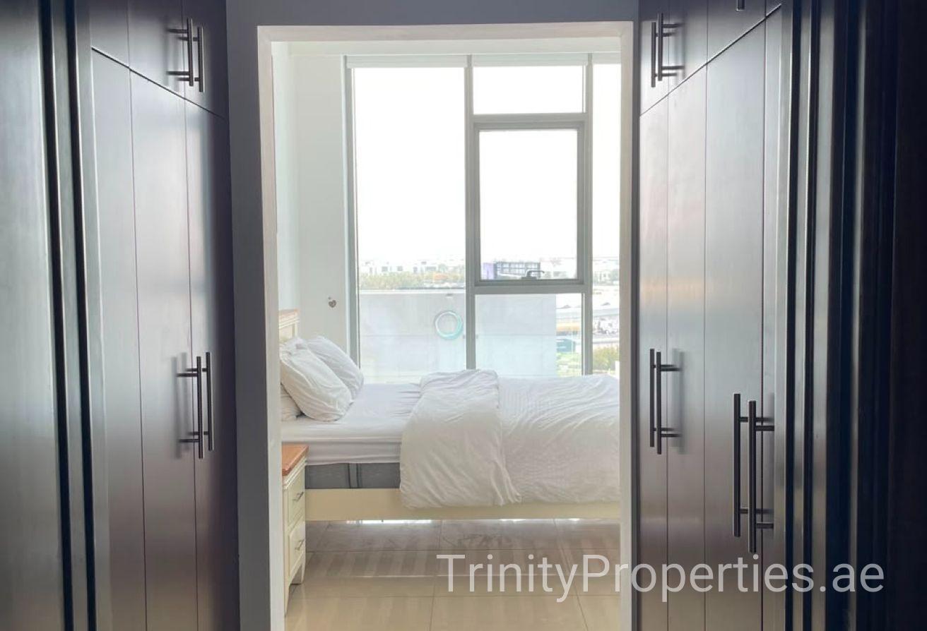 Fully Furnished | Spacious Layout | Prime Location photo 3