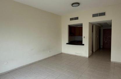 Apartment - Studio - 1 Bathroom for rent in Building 184 - Mogul Cluster - Discovery Gardens - Dubai