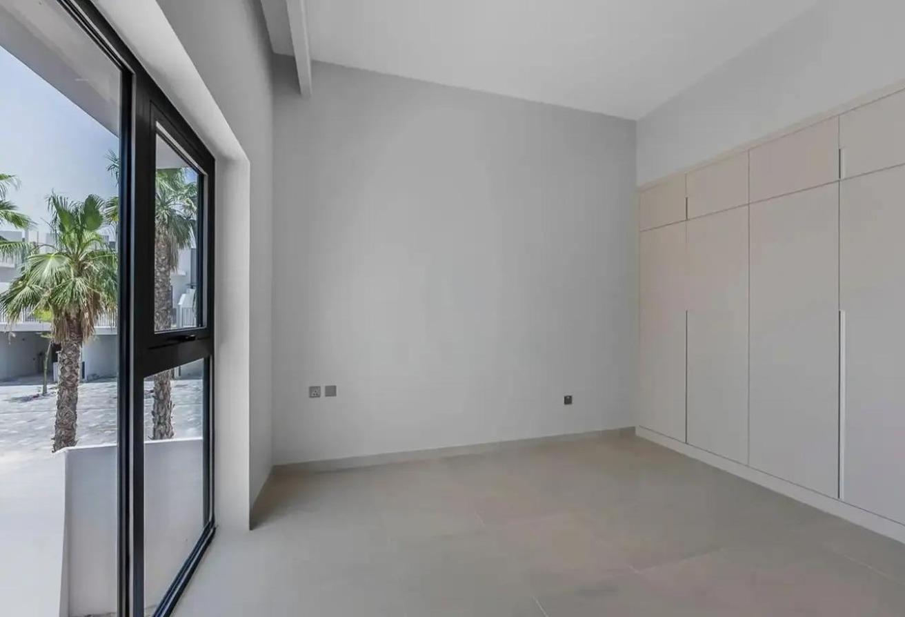 BEST DEAL | BEST LOCATION | Call for Viewing photo 5