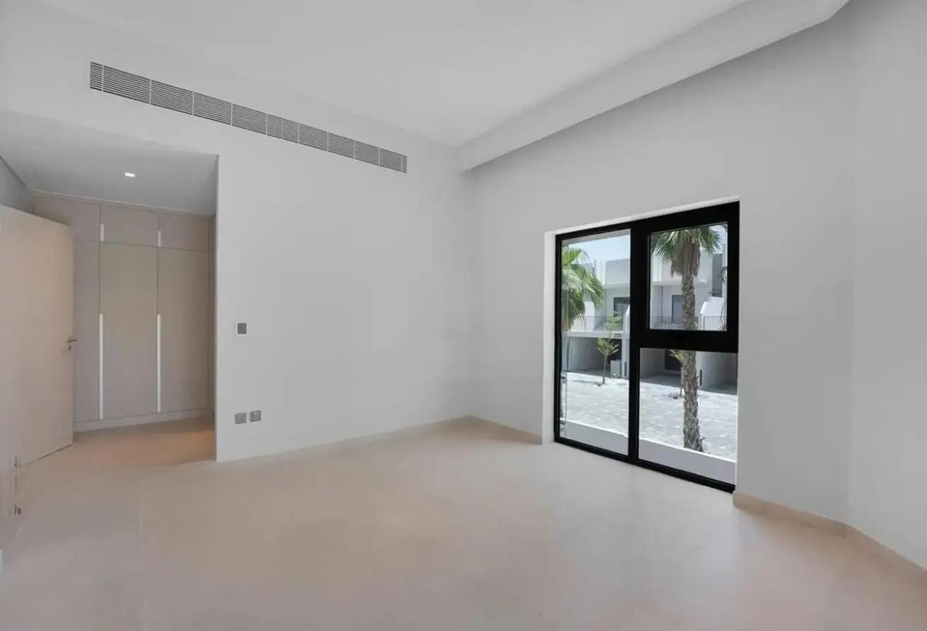 BEST DEAL | BEST LOCATION | Call for Viewing photo 10