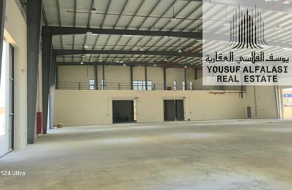 Warehouse - Studio - 2 Bathrooms for rent in Umm Al Thuoob - Umm Al Quwain