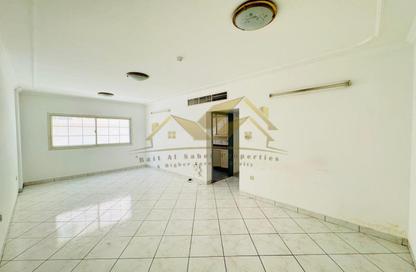 Apartment - 2 Bedrooms - 3 Bathrooms for rent in Al Mankhool - Bur Dubai - Dubai