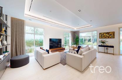 Villa - 5 - 5 for sale in District 3 - Jumeirah Park - Dubai Villa - 5 - 5 for sale in District 3 - Jumeirah Park - Dubai