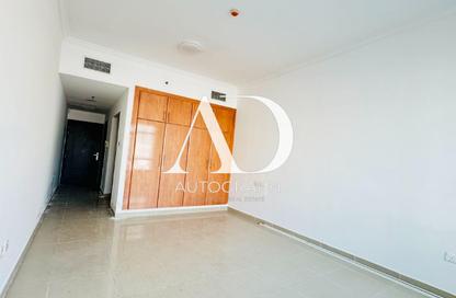 Apartment - Studio - 1 for rent in Lake City Tower - JLT Cluster D - Jumeirah Lake Towers - Dubai Apartment - Studio - 1 for rent in Lake City Tower - JLT Cluster D - Jumeirah Lake Towers - Dubai