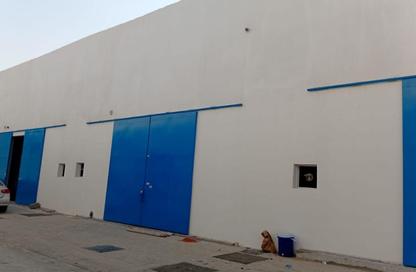 Warehouse - Studio - 1 Bathroom for rent in Al Jlail - Al Sajaa - Sharjah