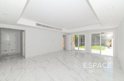 Villa - 3 Bedrooms - 3 Bathrooms for rent in Springs 11 - The Springs - Dubai