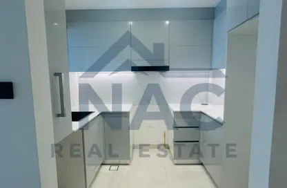 شقة - غرفة نوم - 2 حمامات للايجار في بن غاطي افنيو - الجداف - دبي