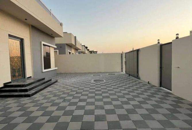 93573799 - صورة العقار 2