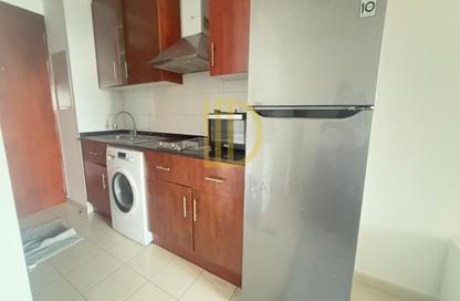 Apartment - Studio - 1 for rent in Lake View Tower - JLT Cluster B - Jumeirah Lake Towers - Dubai Apartment - Studio - 1 for rent in Lake View Tower - JLT Cluster B - Jumeirah Lake Towers - Dubai