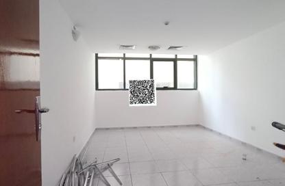 Apartment - 3 Bedrooms - 2 Bathrooms for rent in Abu shagara - Sharjah