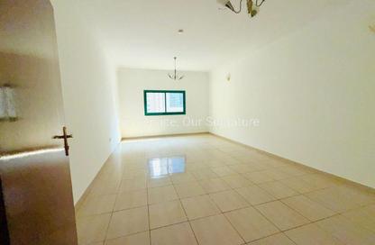 Apartment - 2 Bedrooms - 3 Bathrooms for rent in Al Mamzar Tower - Al Mamzar - Sharjah - Sharjah