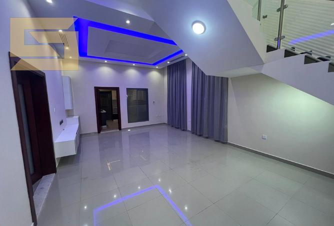 127914030 - Property Image 2